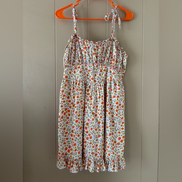 aerie Dresses & Skirts - Aerie Women's Sleeveless Strawberry Print Babydoll Dress Size Medium